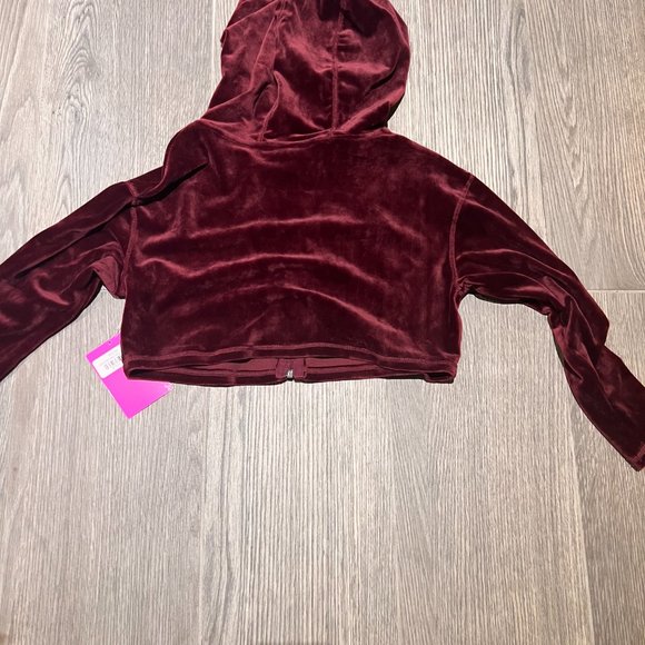 JILLY YOGA KIDS (Girls) Velvet sweat set (like the ivivva for kids) - Picture 2 of 10